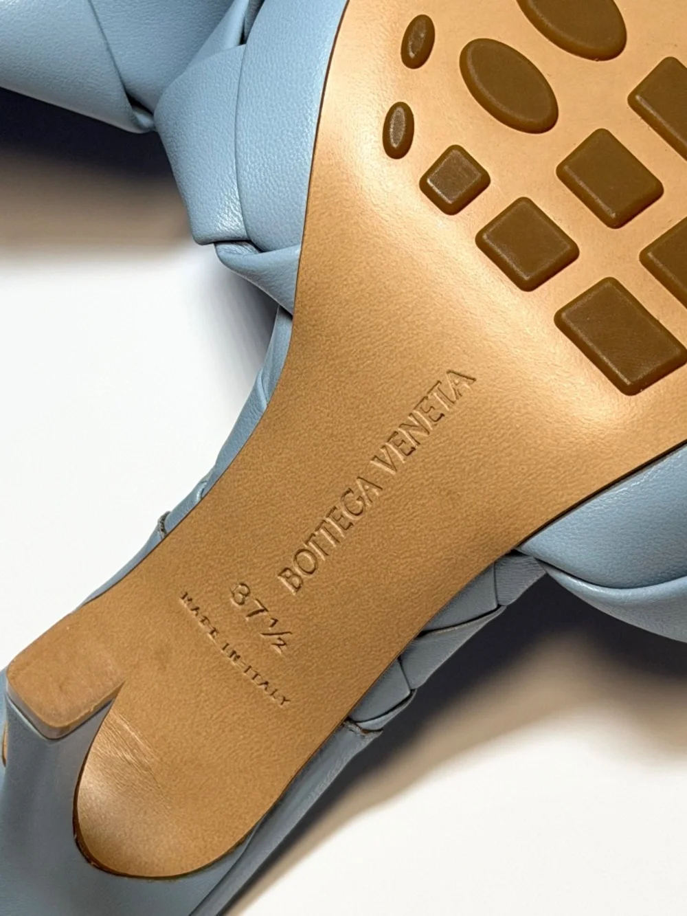 Bottega Veneta iconic bottega